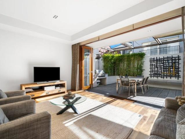 Townhouse for rent in Horseshoe Creek, South Australia