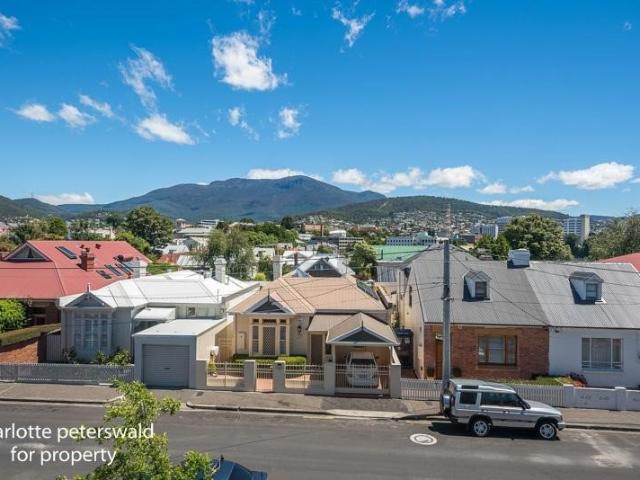 Apartment for rent in Battery Point, Hobart
