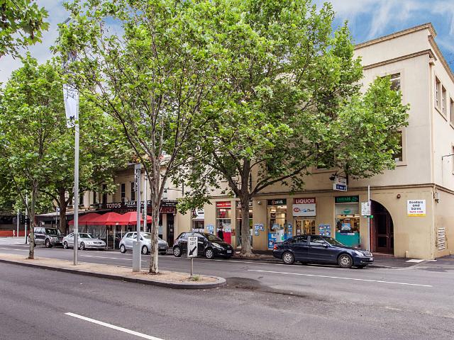 Apartment for rent in Carlton