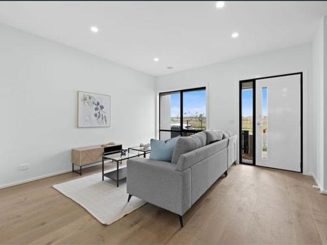 Townhouse for rent in Camerons Creek, Victoria