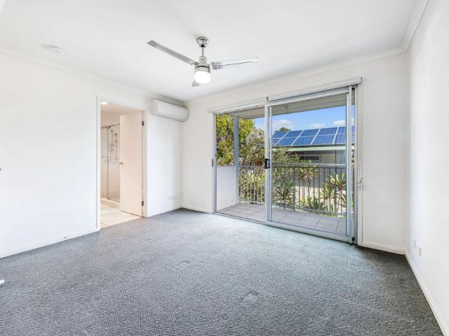 Apartment for rent in Kings Creek, Queensland