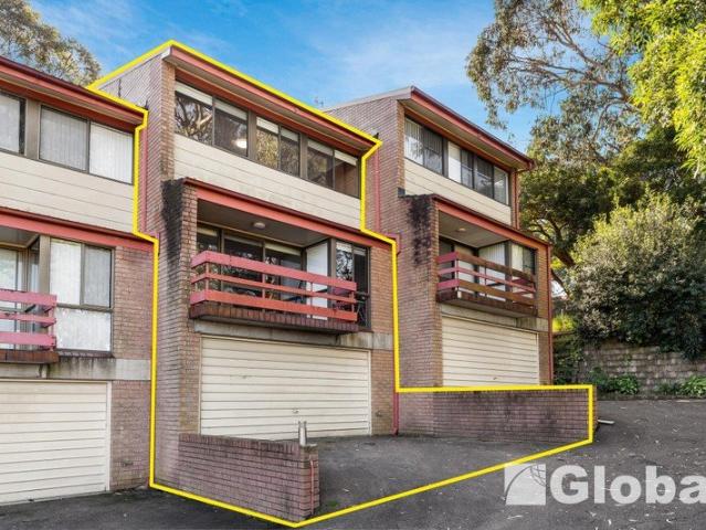 Townhouse for sale in Ambergate, New South Wales