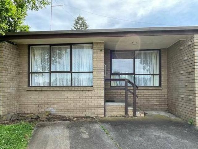 House for rent in Victoria