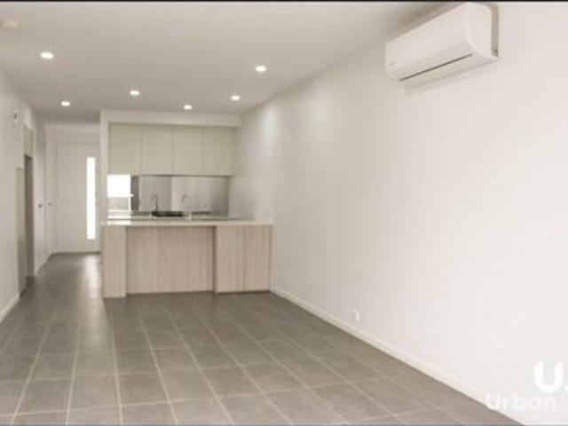 Townhouse for rent in Denham Court, Sydney