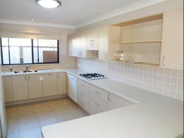 House for rent in Bateau Bay, New South Wales