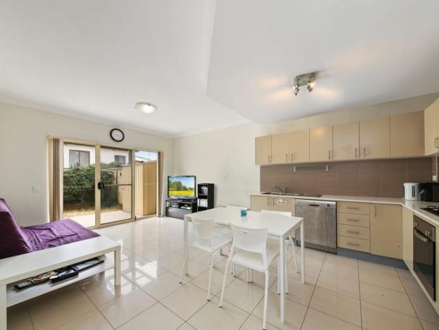 Townhouse for rent in Sydney, New South Wales