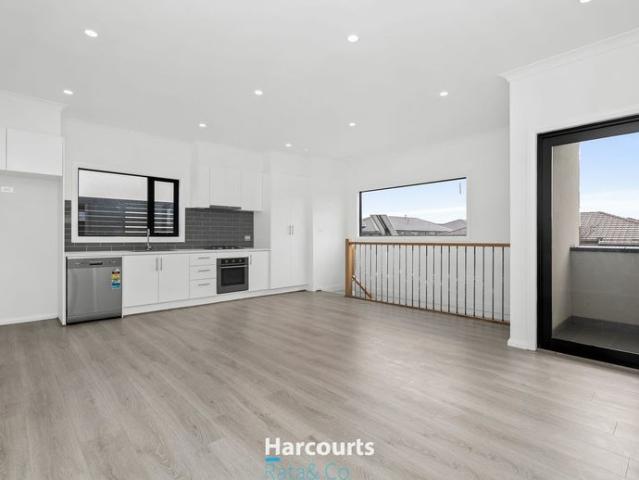 Townhouse for rent in Camerons Creek, Victoria