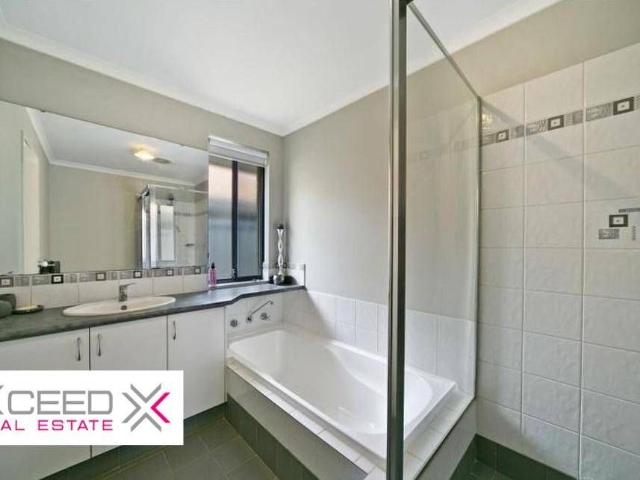 House for rent in Canning Vale, Western Australia