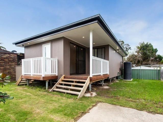 Apartment for rent in Berkeley Vale, Gosford