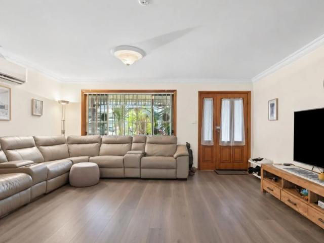 House for rent in Green Valley, Sydney
