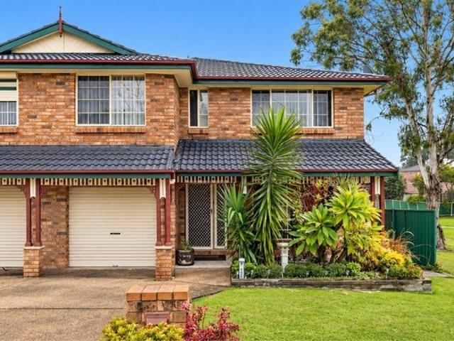 Duplex for rent in Green Valley, Sydney