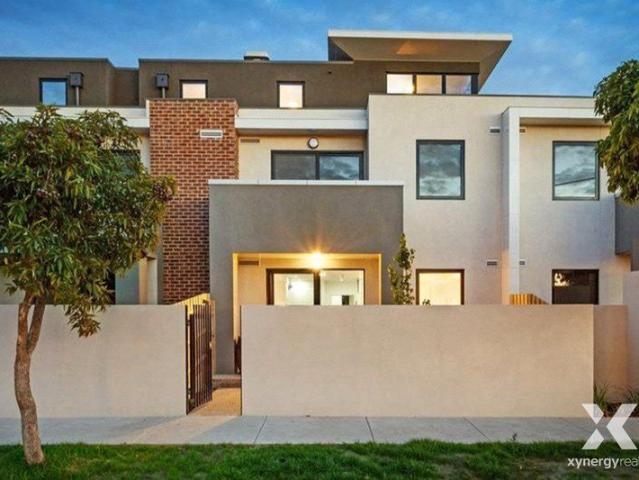 Townhouse for rent in West Footscray, Melbourne