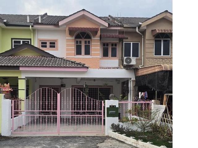 Terraced House for sale in Wellesley, Penang