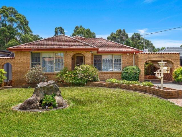 House for rent in Wollongong West, New South Wales