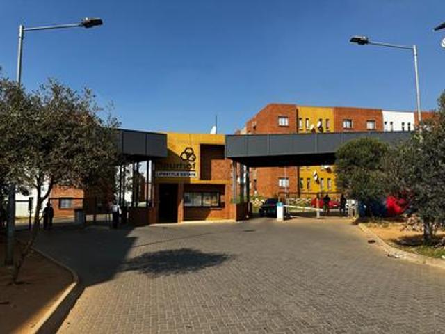 Apartment for sale in Nooitgedacht, Gauteng