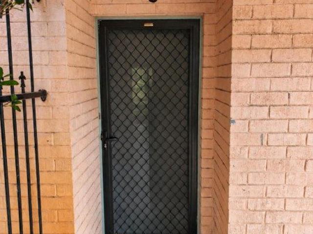 Apartment for rent in Orelia, Western Australia