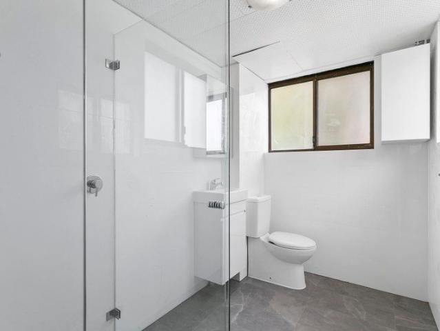 Apartment for rent in Lower North Shore, Sydney