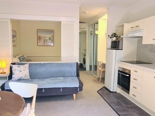 Apartment for rent in Kangaroo Point, Greater Brisbane