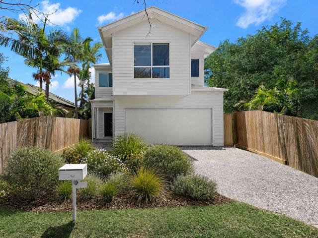 Cottage for sale in Toombul, Queensland
