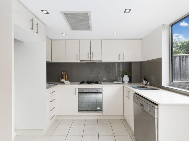 Townhouse for sale in Sutherland, New South Wales