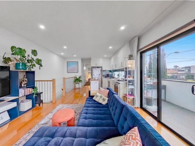 Townhouse for rent in Camerons Creek, Victoria