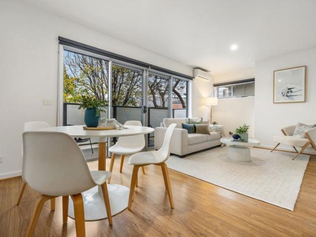 Apartment for sale in Camerons Creek, Victoria