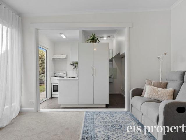Granny Flat for rent in Hobart, Tasmania