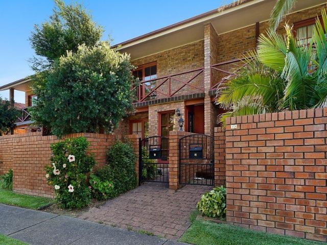 Townhouse for rent in Ambergate, New South Wales