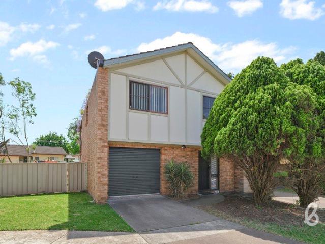 Townhouse for sale in Singleton, Singleton Council