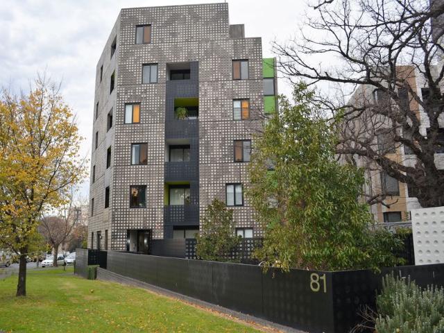 Apartment for rent in Carlton