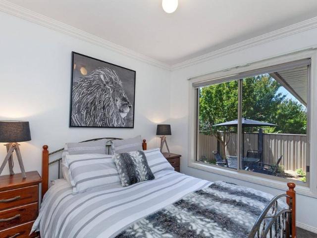 Apartment for rent in Hamilton, Victoria