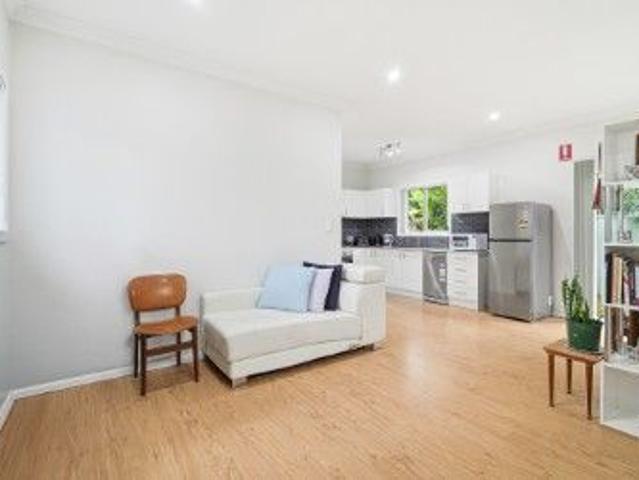 House for rent in Oxley Park, Sydney