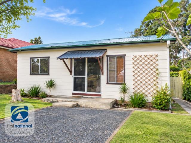 House for rent in Ettalong Beach, Gosford