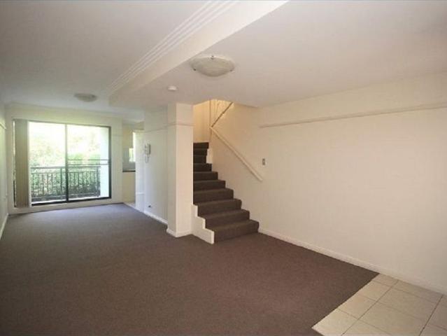 Townhouse for rent in Sydney, New South Wales