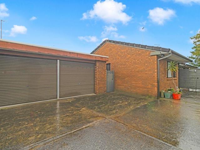 Villa for rent in Long Jetty, New South Wales