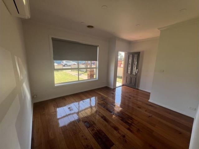 Townhouse for rent in Camerons Creek, Victoria