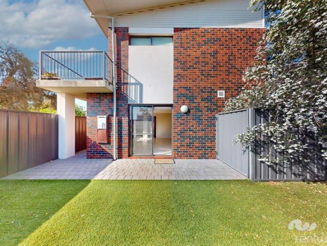 Townhouse for rent in Cannington, City of Canning