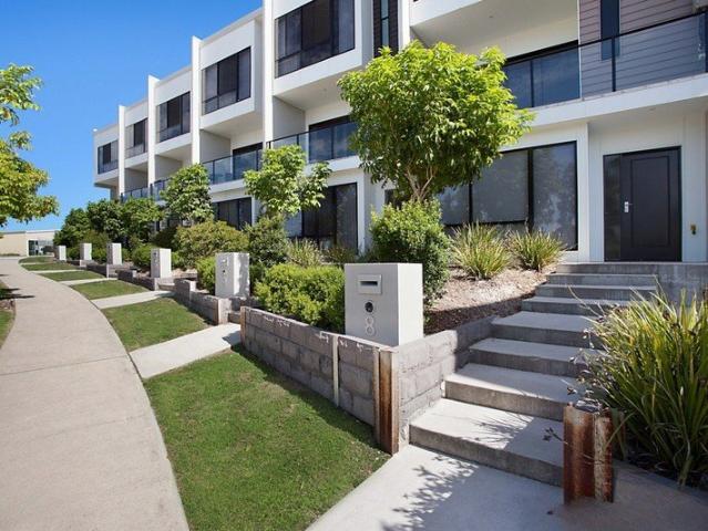 Townhouse for rent in Toombul, Queensland