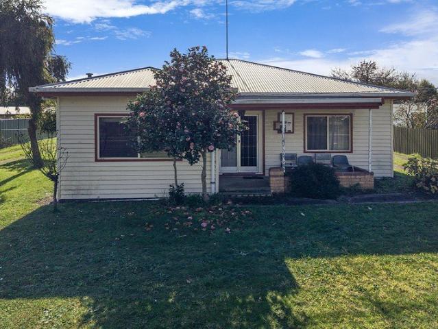 House for sale in Hamilton, Victoria