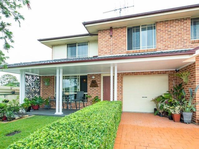 Townhouse for sale in Emu Plains, Sydney