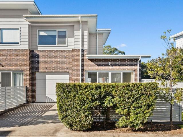 Townhouse for sale in Wollongong West, New South Wales