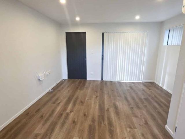 Townhouse for rent in Owhata