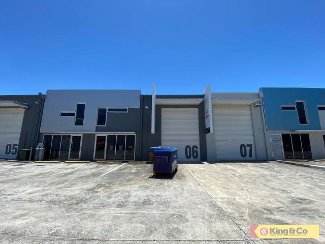 Warehouse for rent in Toombul, Queensland