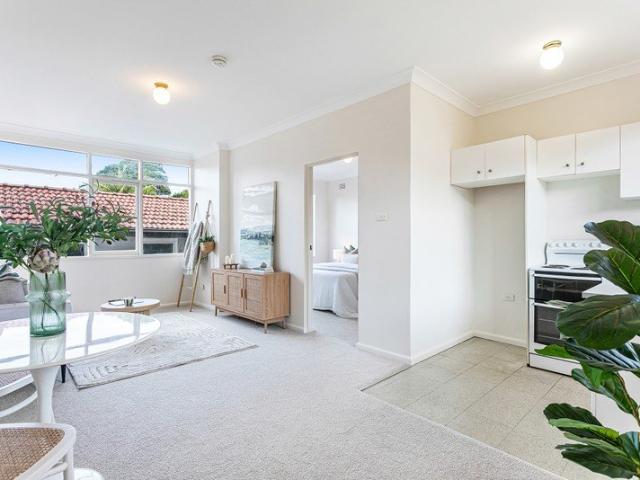Apartment for rent in Lower North Shore, Sydney
