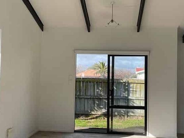 Townhouse for rent in Bay Of Plenty