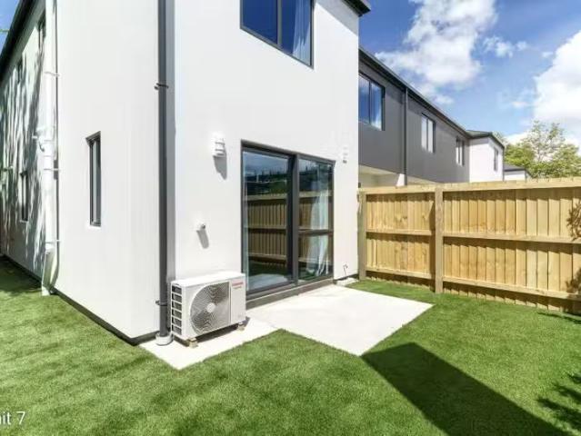 House for rent in Addington, Canterbury