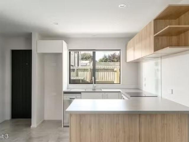 House for rent in Addington, Canterbury