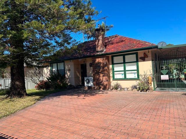 House for rent in Seven Hills, Sydney