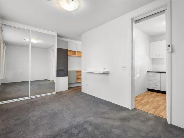 Granny Flat for rent in St Marys, Sydney