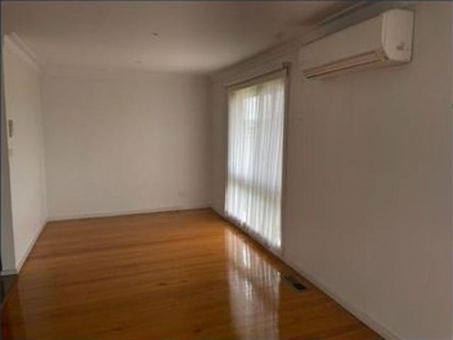 House for rent in Sunshine West, Melbourne